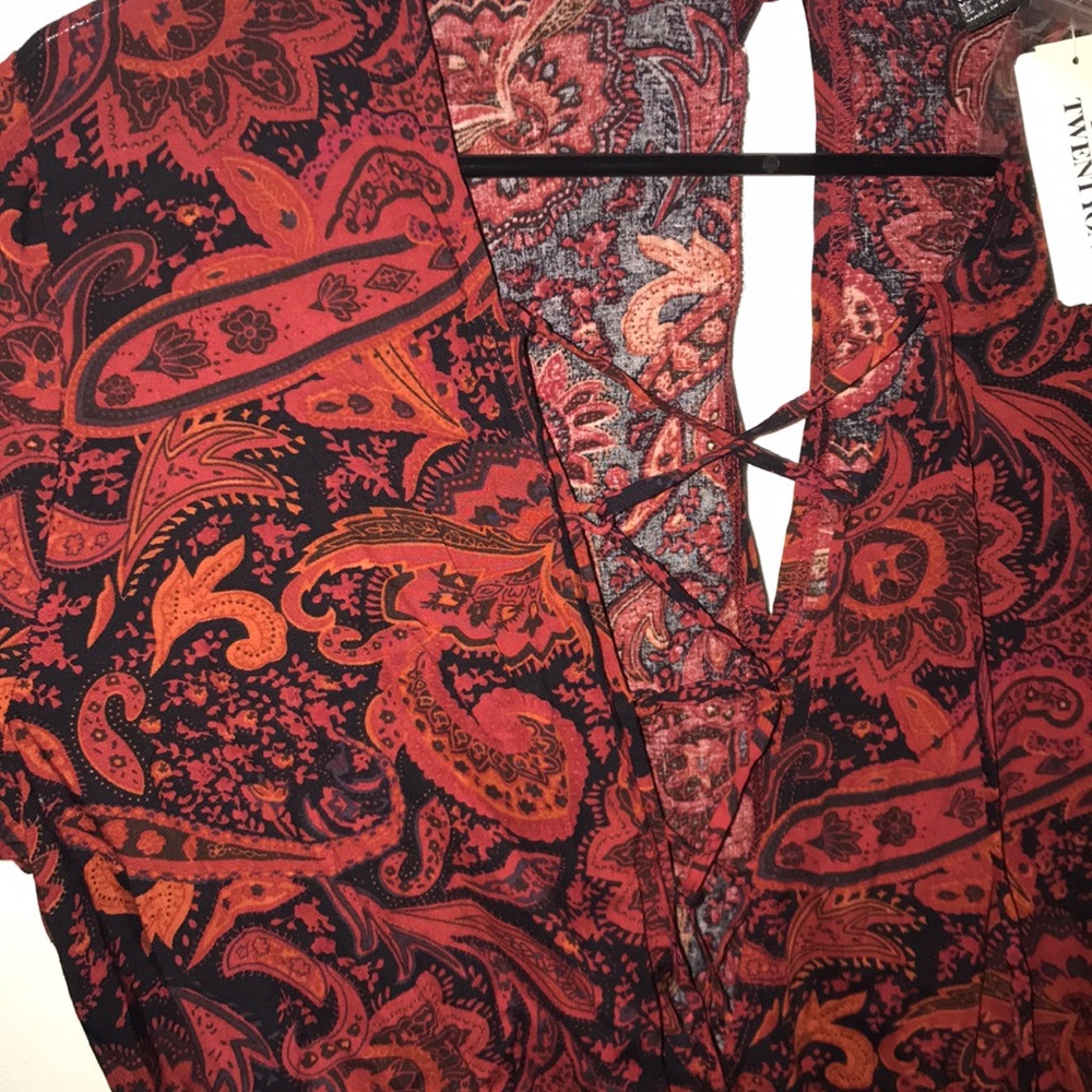 Romper - Picture 2 of 6